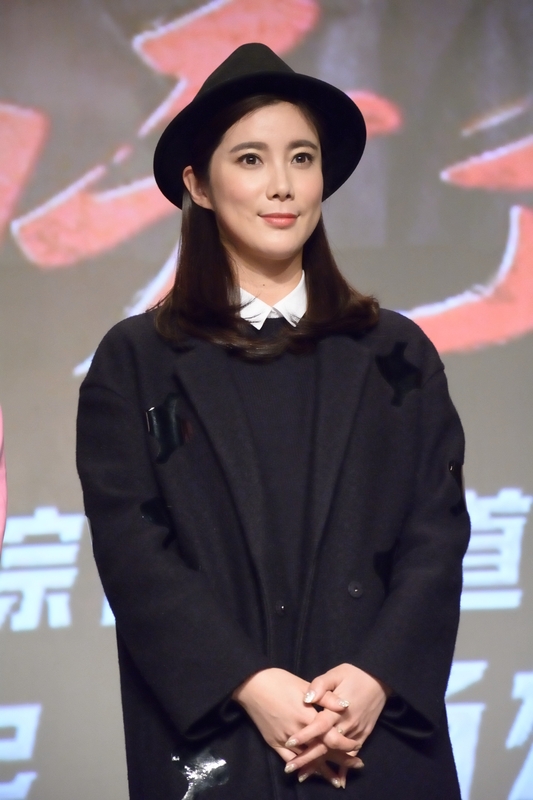 王珂着实美得独具辨识度！她眉清目秀，气质端庄大方，一双大眼睛又圆又亮...