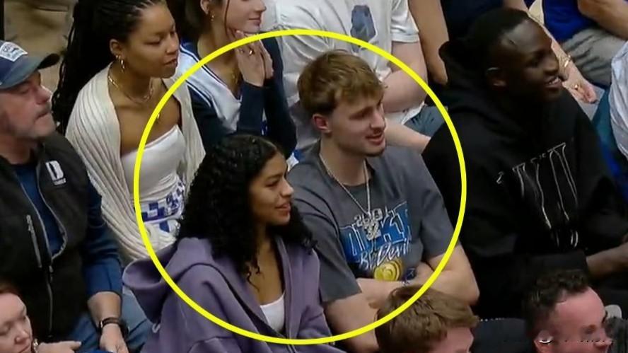 弗拉格的正牌女友是罗伯森妹妹吗？这个传闻的可能性很低。  最近又有人出...