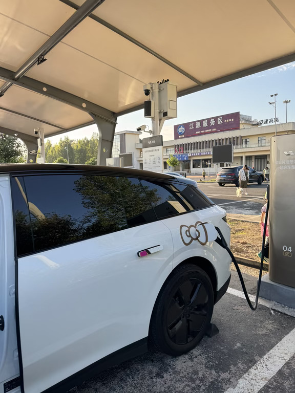 理想i6跑高速充电用5C就是爽