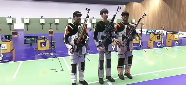 才21岁，单日双金！盛李豪拿下射击全满贯