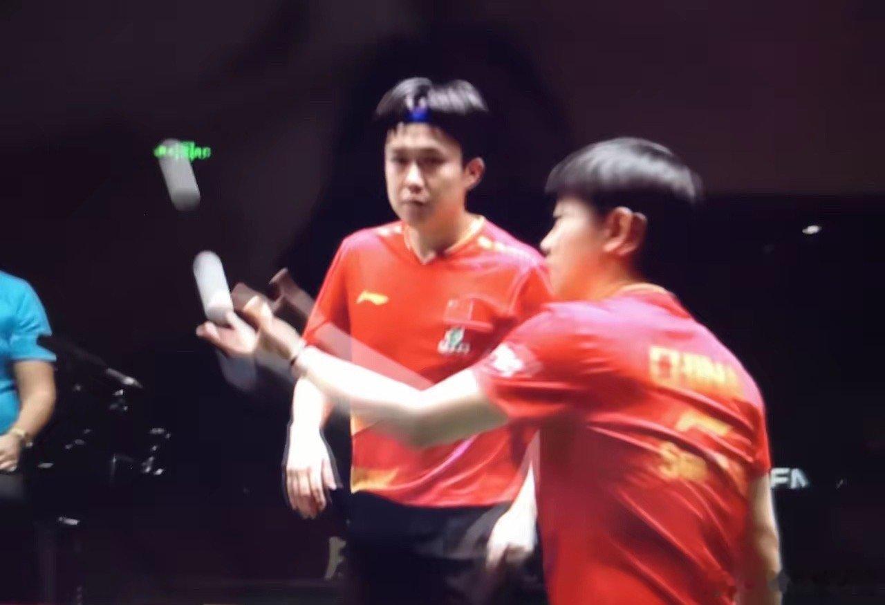 刚刚结束的2025成都国际乒联混合团体世界杯，小组循环赛第一轮！中国8...