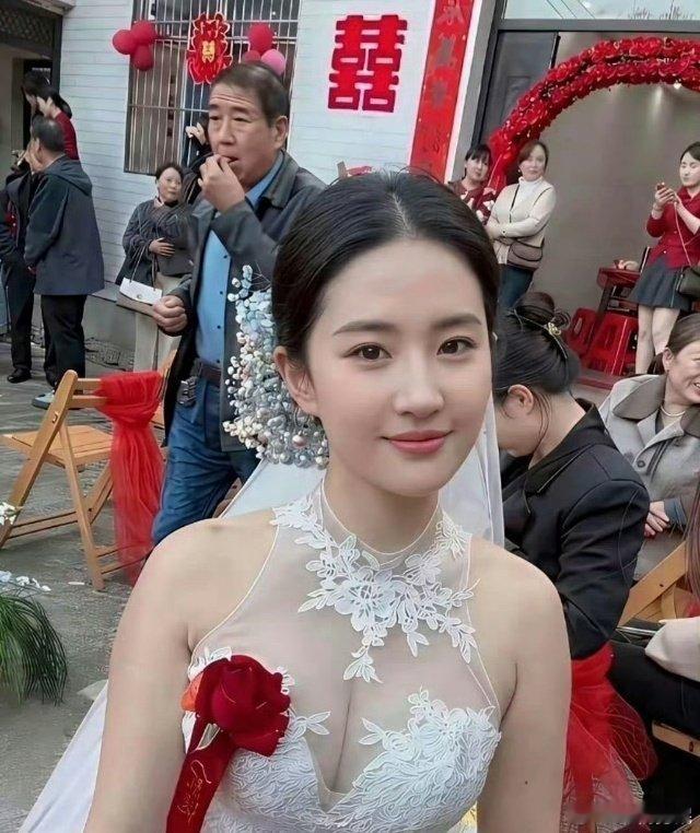 这个新娘长得也太像刘亦菲了吧 ​