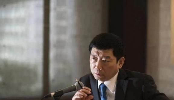 为什么外国不造新能源汽车？长城老总 魏建军 曾称：他们也有技术，他们不是不会造电车，是他们根本不想造！
真正值得关注的，并不是外国车企有没有能力制造新能源汽车，而是一个产业巨头为什么会在面对新技术浪潮时犹豫。汽车工业过去一百年的规则，是围绕发动机、变速箱和机械制造建立起来的，而新能源汽车正在改变这个