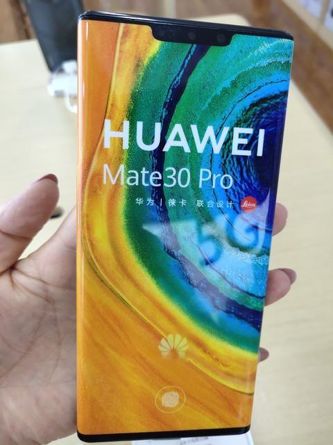 Mate90敢标5G！卡华为七年的真凶曝光，不是麒麟竟是这截“气管”