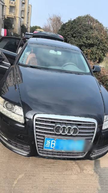 一个客户要卖他的奥迪A6L，我问他要不要买新车可以置换补贴一下，直接这...