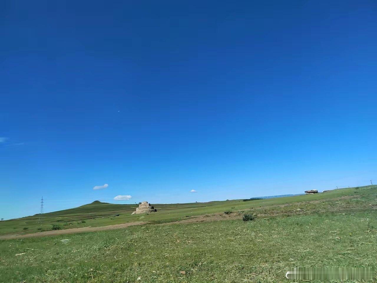 中国男篮热身赛大比分输给乌拉圭，很正常，本来就打不赢，第一场纯属意外。...