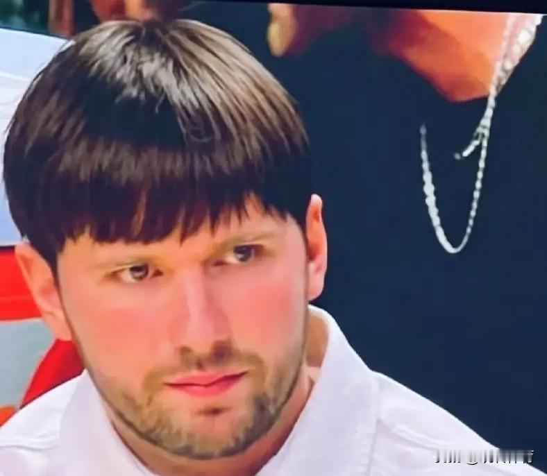 这下必须要复出了！这可能是东契奇离总冠军最近的一次！ 本来在打火箭队之...