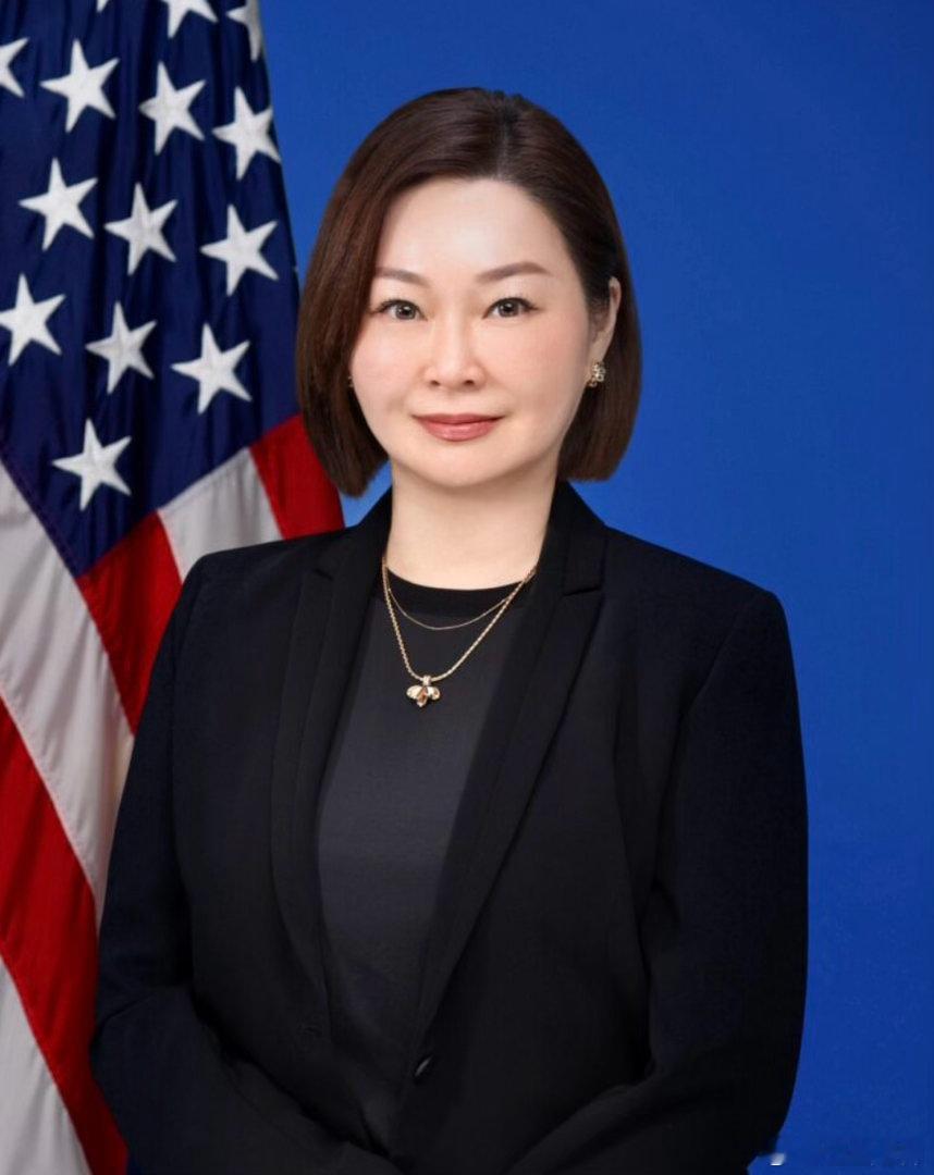 美国从在台协会AIT抽调一名职业特工到武汉当领事。此人叫霍诗翎，是AIT首席技术官，精通汉语和韩语。武汉是中国少数几个军工科研体系高度集中的城市，尤其在舰船、海军装备、航天、光电、通信、导航、精密测量等领域，有着非常完整的科研链条。海军工程大学、空军预警学院、信息支援部队工程大学等一众军事教育和科研单位，基本覆盖我军新质战斗力生成。航天固体火箭抓总单位也在这里。还有7字头研究机构一大堆，从船舶总体设计到海洋工程全系统都有。中科院系统更不用说。美国这是打明牌了。