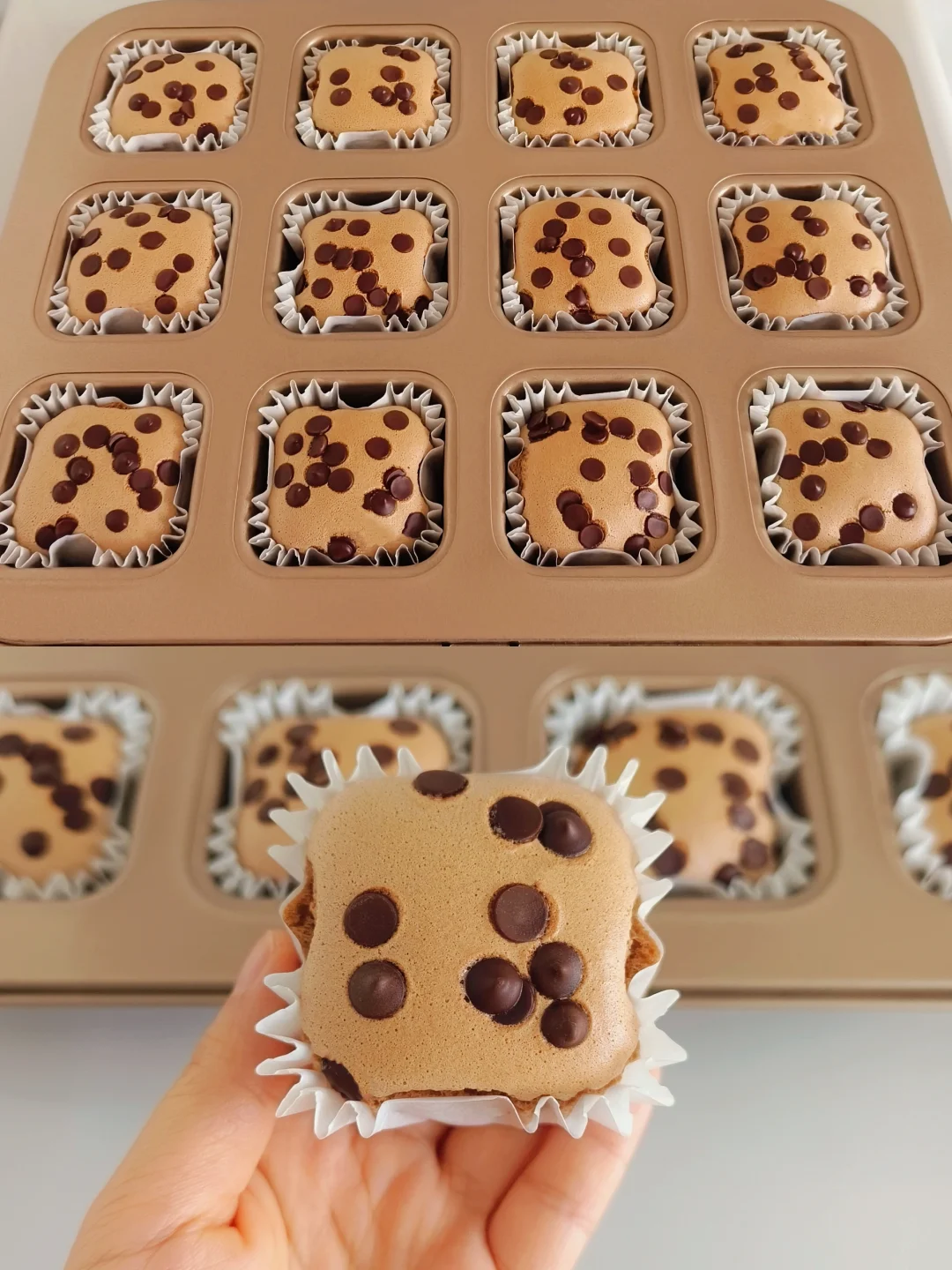 又软又嫩🔥入口即化的可可古早小蛋糕