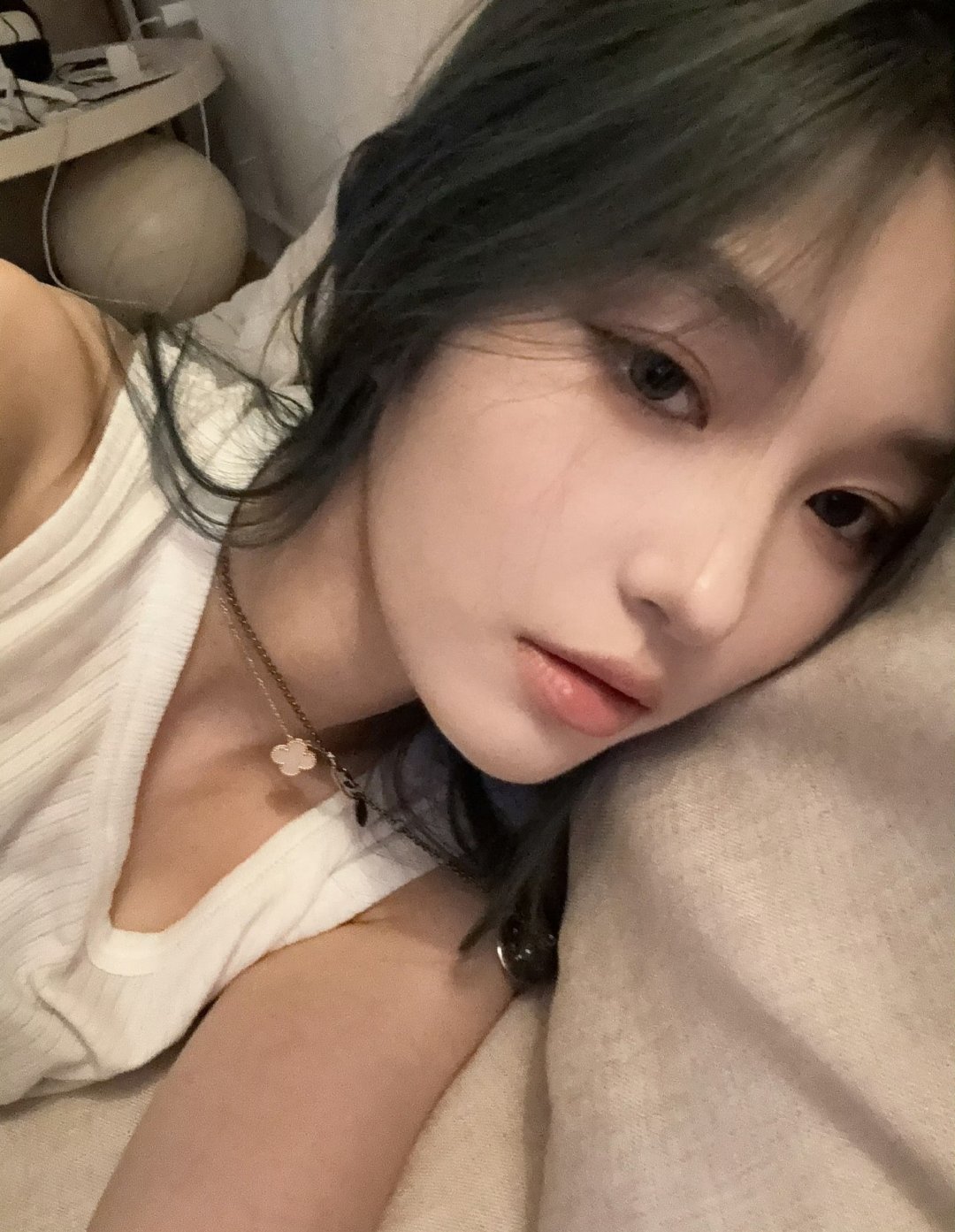 #王奕[超话]# 🥤#王奕0908出道九周年快乐# 

【🌸】DAY 1021 【🐾】ONEONE tmi

oneone小时候最喜欢和别人打字聊天了，因为oneone打字很快，感觉自己打键盘的样子特别的牛。 ​