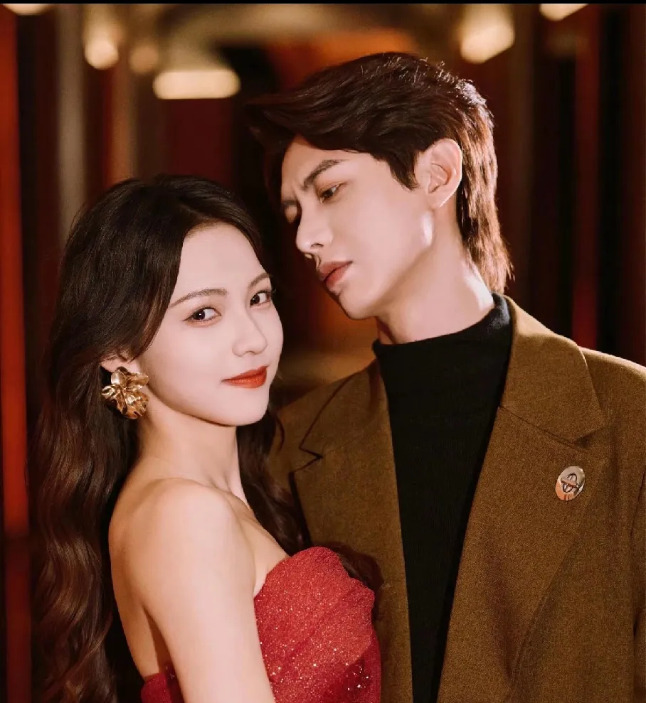 《危险交易》这剧最大的看点是何健麒啊嘿嘿，这是继《日夜妄想》后又一部好...