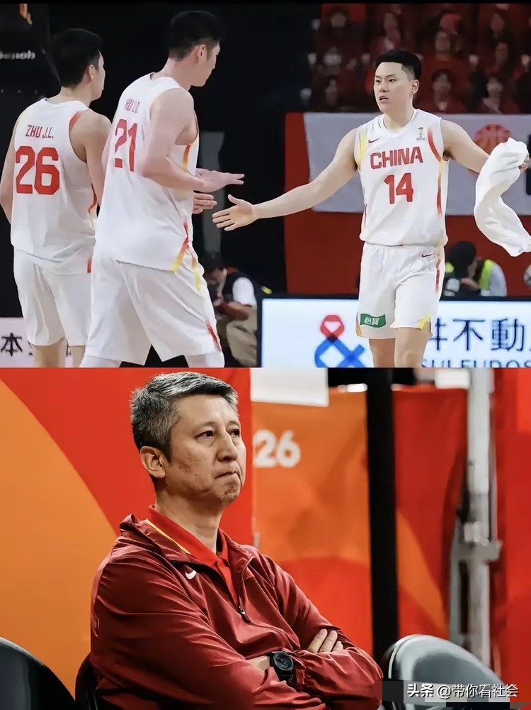 中国男篮负于伊朗，整个中国男篮，真正在场上拼命的只有庞峥麟和李弘权两位小将，胡明轩、崔永熙、廖三宁以及余嘉豪在场的表现堪称噩梦。

70比79，名古屋亚运会铜牌战，中国男篮倒在了伊朗队面前。全场16次失误、前场篮板7比13被碾压、三分球21投仅7中，这些冷冰冰的数据像一记记耳光扇在每个关心中国篮球的