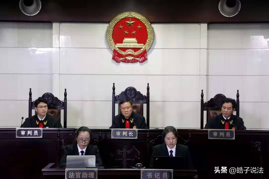 湖北团风，一男子苦等心上人7年，从2018年一直等到2025年。彩礼给了，婚期定