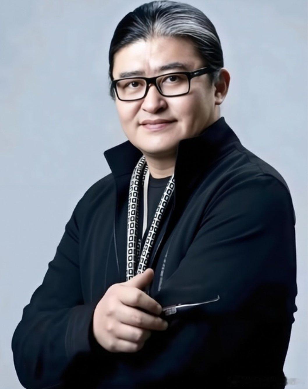 刘欢走了，对于无数忠实的粉丝来说是十分伤感的一刻！他在2026年9月25日，在上海因病离世，享年63岁！他曾是内地非常优秀的流行乐男歌手，他的经典代表歌曲非常之多，在中国乐坛的影响力非常大，他的歌声跨越了几代人，也是无数人的青春回忆！希望他一路走好！在天堂得到安宁和快乐！ ​