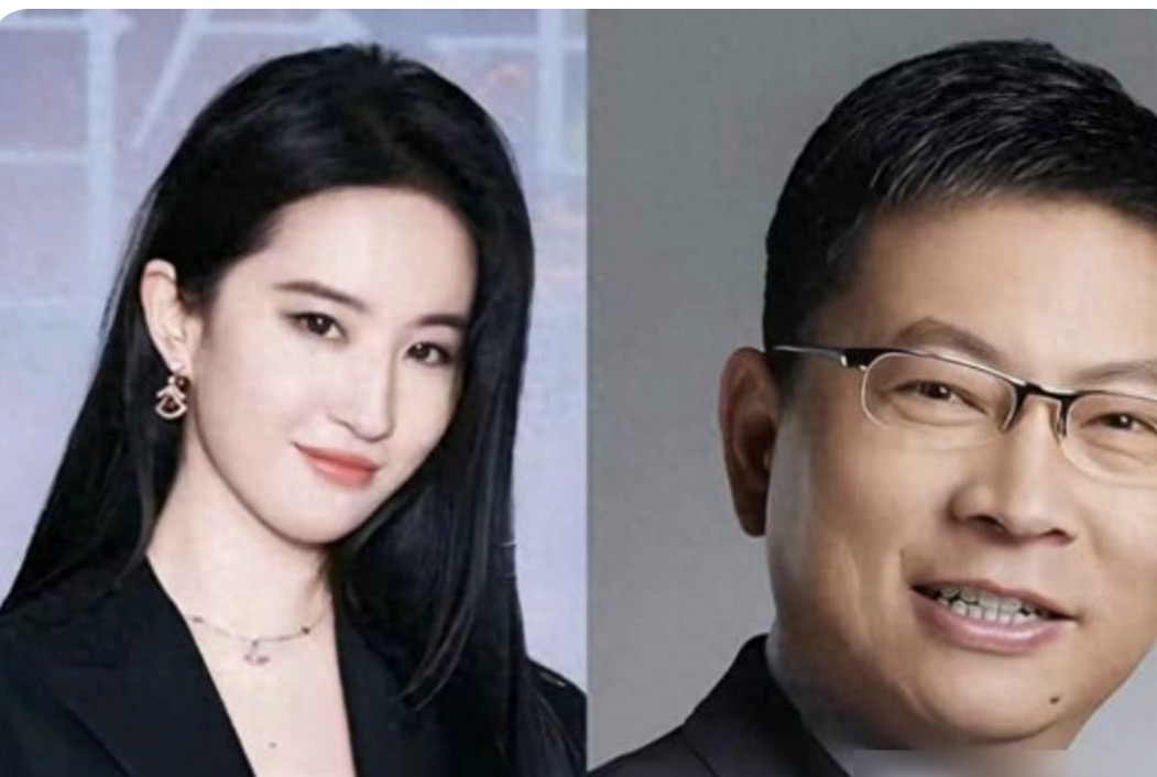 57岁余承东和刘亦菲绯闻刷屏，他却反向上热搜：忙着改写中国驾驶规则
翻遍全网黄玫瑰的八卦，却找不到一条关于他此刻正站在零下荒原上的消息。

57岁的余承东，在2026年9月的内蒙古测试场，亲自下场验车。不是摆拍，不是走个过场，是真的在极寒路况下，一遍又一遍地测试L3级智能驾驶的极限。赛道的另一头，是