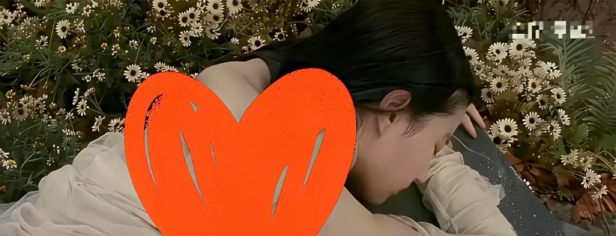 2011年《倩女幽魂》拍完，投资方直接懵了，刘亦菲拿走1000万，古天乐拿走1500万，两人的片酬刚好把投资方分到的票房利润吃得干干净净，剩下的宣发费和制作费全成了投资方自己填不上的大窟窿。
​​​这部戏最后票房卖了1.56亿，投资方累死累活，刚好够给这两位大明星发工资，自己亏得连底裤都不剩。
​