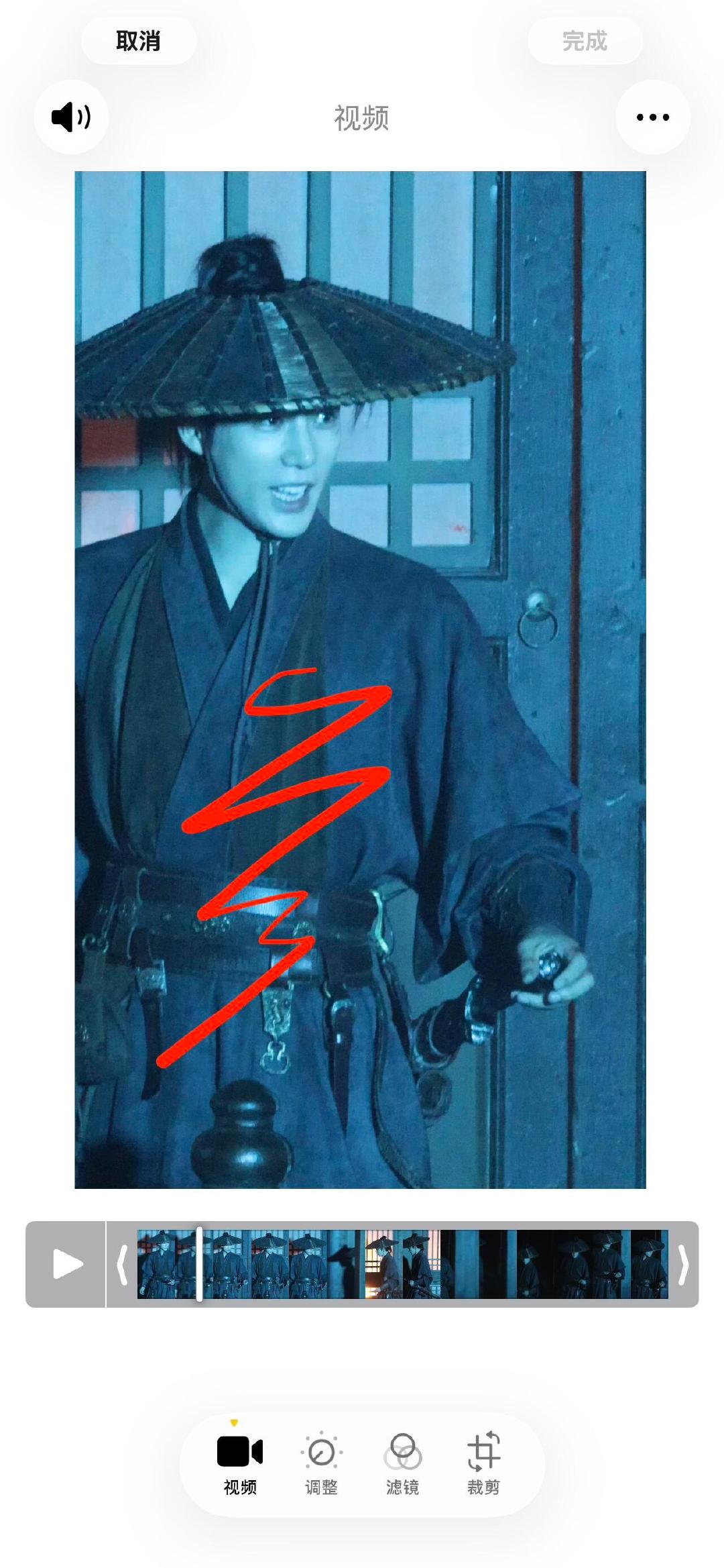 这竟然是同一个人吗，萌的萌飒的飒，我们百变小舸舸持续发力
#王安宇﻿陆轻舸# ​