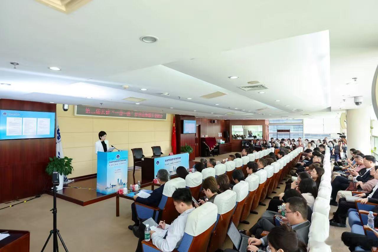 【北京市贸促会出席第二届共建“一带一路”涉外法律服务研讨会并与北京市律师协会签署合作备忘录】
2026年9月20日，由北京市律师协会主办的第二届共建“一带一路”涉外法律服务研讨会在京举办。会议以“法治护航丝路 聚力共创未来”为主题，围绕“一带一路”法律服务体系建设、国际商事争议预防与解决 ​