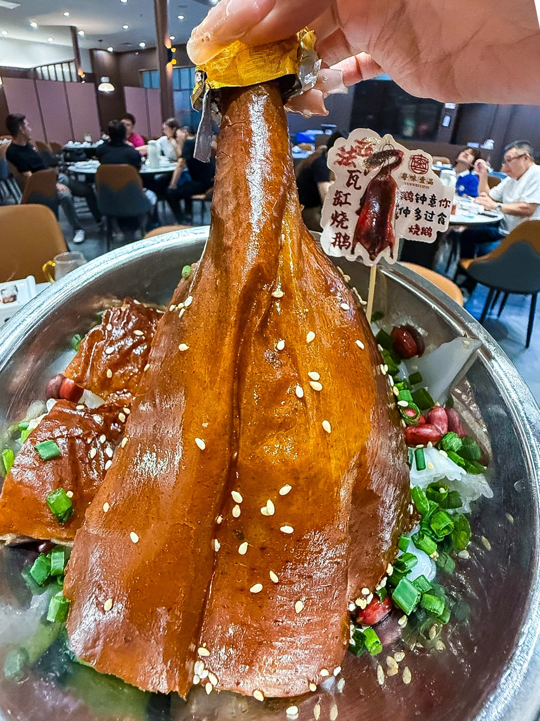 暑假去长隆，记得打卡这家瓦罐烧鹅❗️❗️