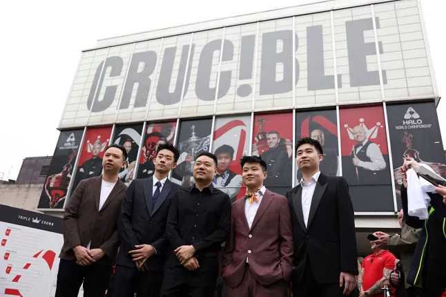中国斯诺克的时代正在到来丁俊晖在看到同胞吴宜泽周一征服克鲁斯堡后表示...