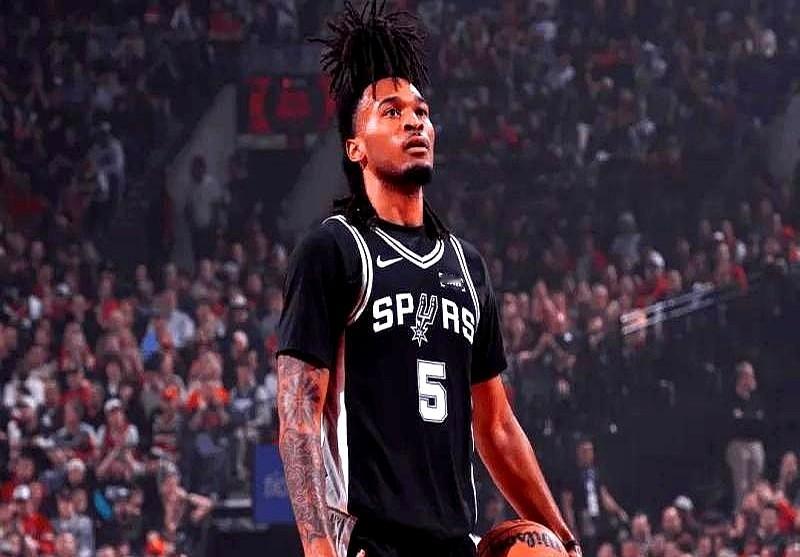 直接把托尼·帕克的纪录给干碎了！这年轻人真狠啊……  21岁174天...