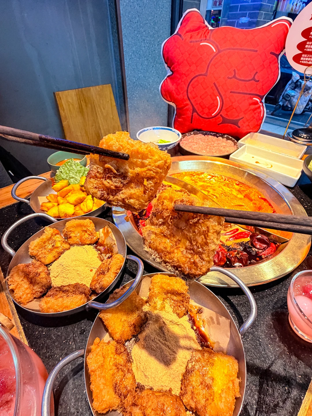 保定薅到周边了😭本土重庆老火锅的火锅