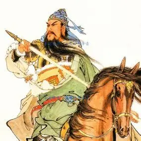 从《三国志》到《三国演义》：关羽兵器的千年误会：关羽那把青龙偃月刀，重八十二斤，他提着它过五关斩六将，温酒斩华雄。这画面几乎是中国人对关羽的标准想象。但很遗憾，这把偃月形制的重型长柄大刀，在关羽活着的时候，根本还没被发明出来。
《三国志・关羽传》里写他斩颜良，用的动词是 &