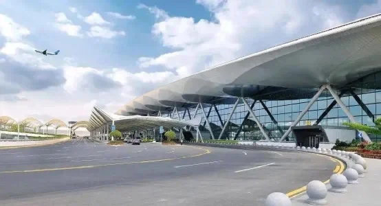 广州白云机场：夺冠！