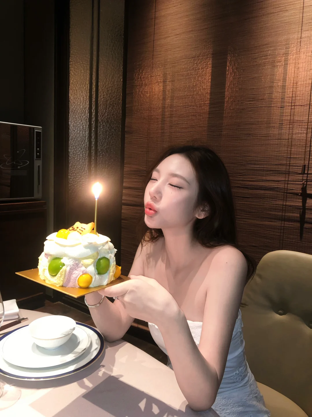 今天有偷偷许了很多愿 🎂