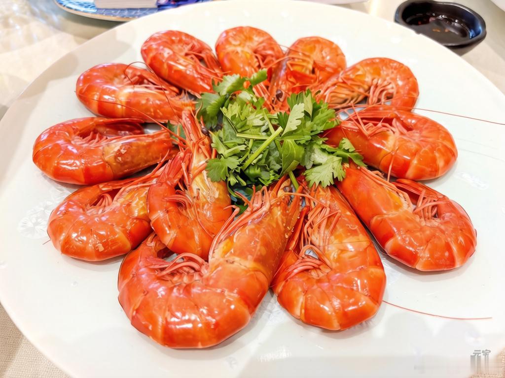 品尝广味美食。 星光晚宴，每个人都是自己的人生导演！  ​​​