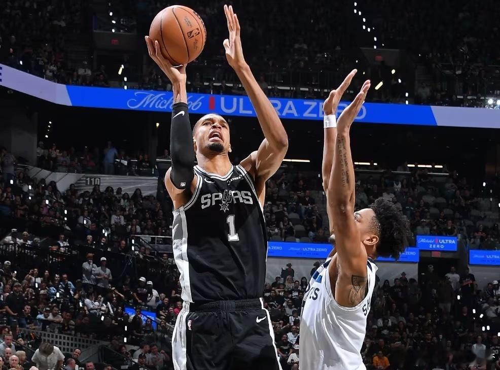 北京时间5月16日上午9点30分，NBA西部半决赛G6，马刺客场对阵森...