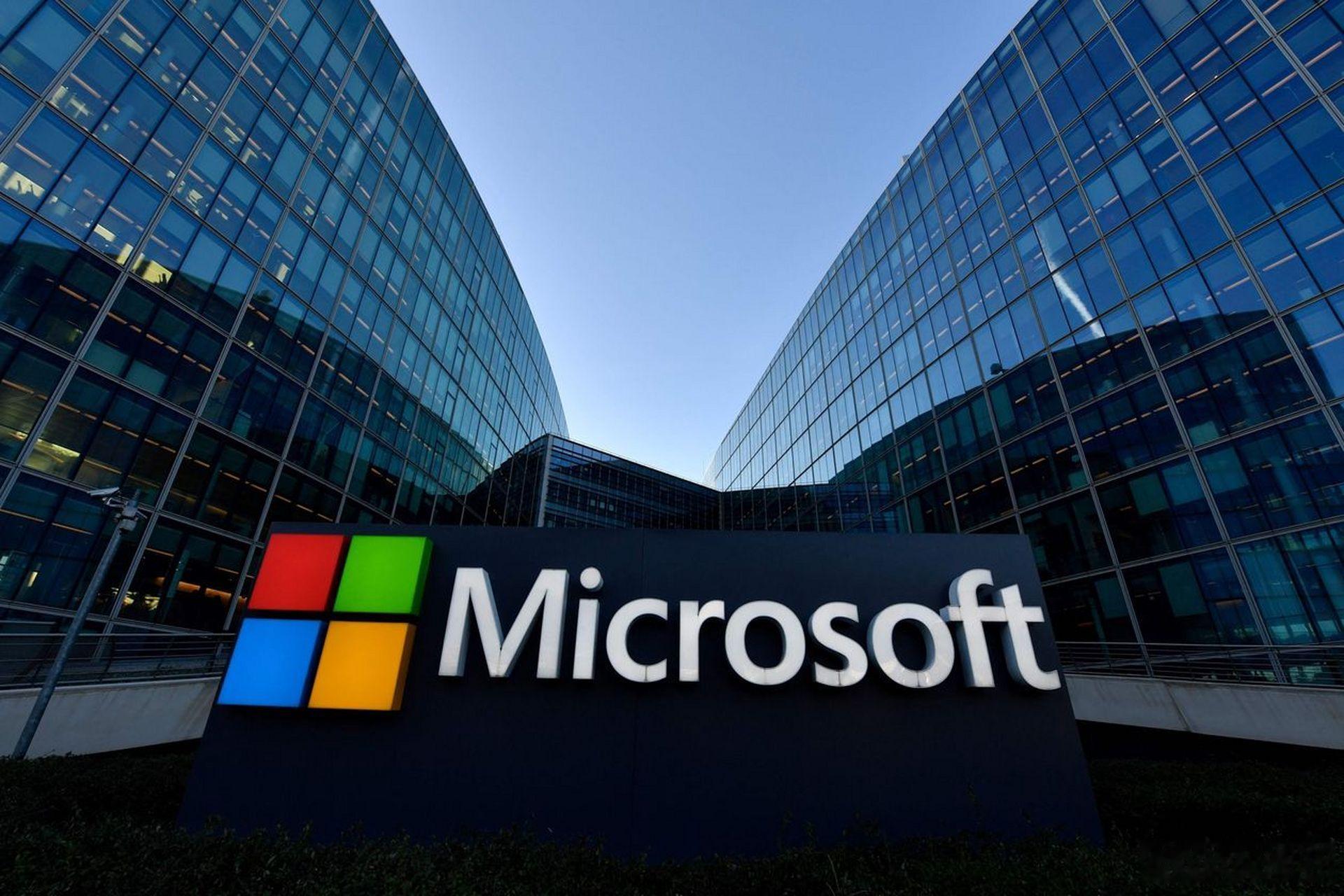 PC与数码行业观察：Win11迎来五周年、新MacBook Pro爆料流出、深耕怀旧网游细分市场
 
系统与硬件迭代提速，怀旧游戏配套服务赛道跑出头部平台
 
一、Windows11问世五周年，用户规模突破10亿，接替Win10主导PC市场
 
2021年10月微软正式推送Windows 11操作系统，符合硬件条件的Windows10设备均可免费完 ​