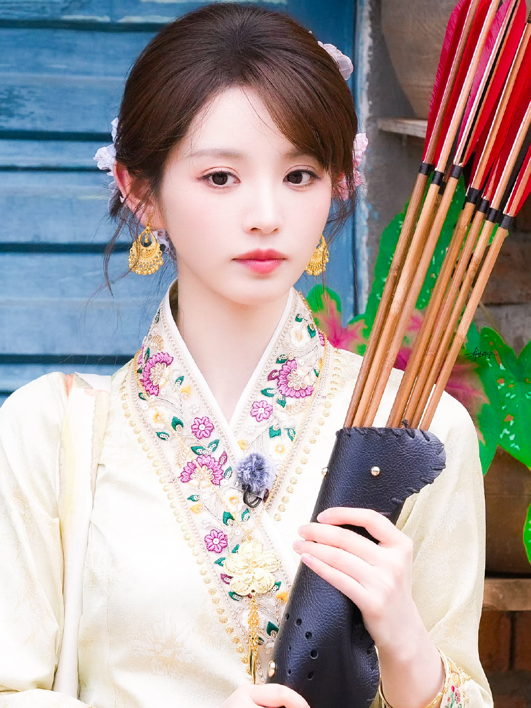 #田曦薇[超话]#🌸#田曦薇林知夏# 

傣族少女vv🍃#田曦薇天才女友# ​