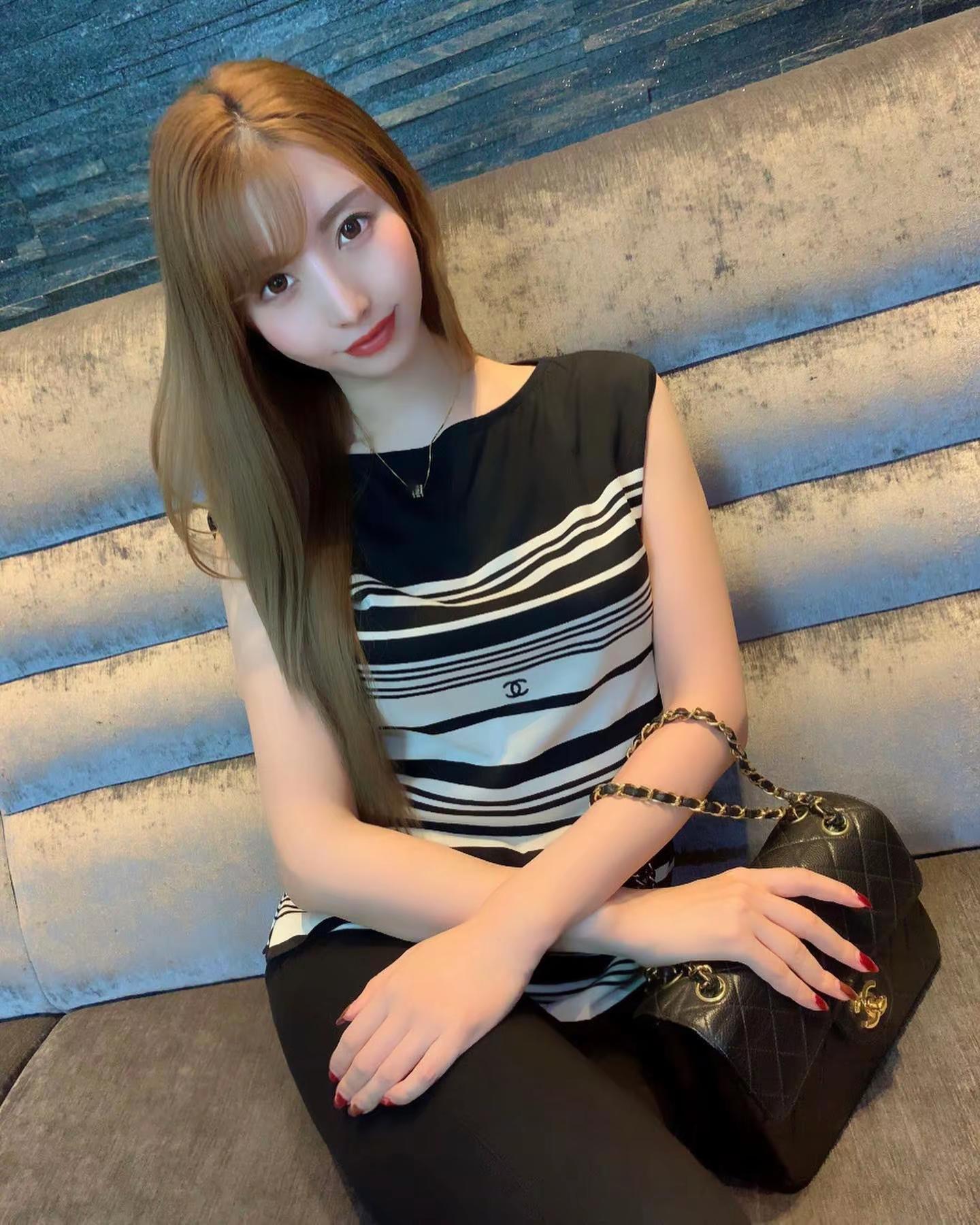 <p>温柔女人 30岁的女人 <!--{img:0}--></p><i...