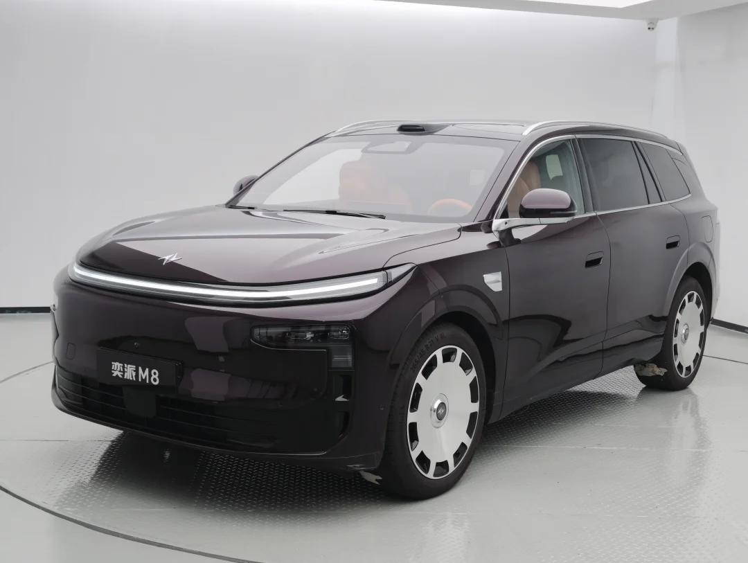 最近看过一台性价比很高的大六座SUV