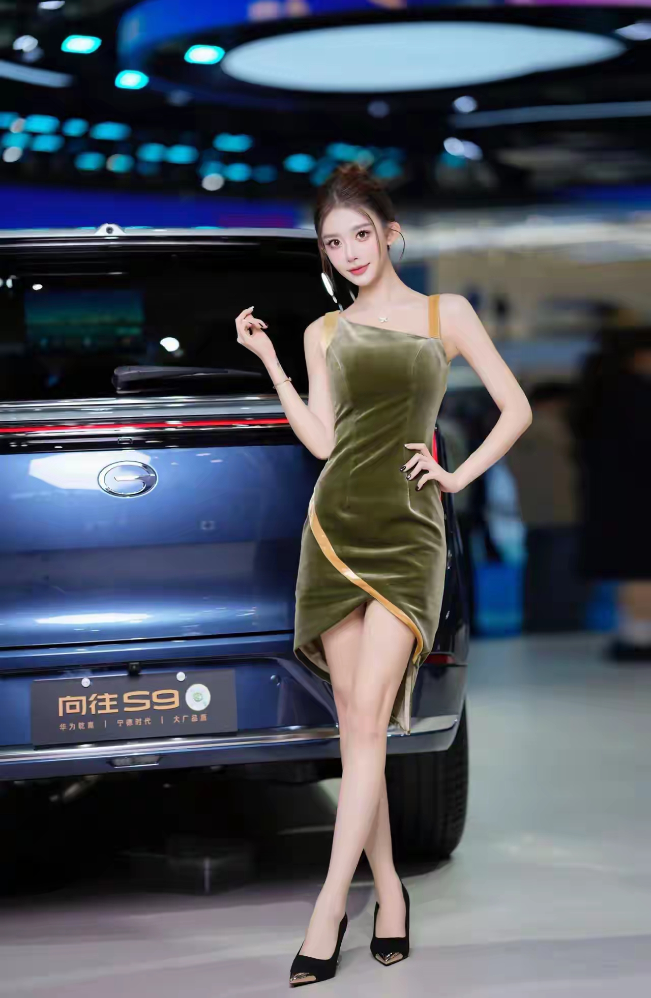 车模小姐姐