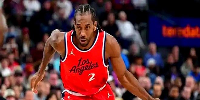 五个首轮签全没了，快船这次真被罚惨了！

2026年9月NBA开出史诗级重磅罚单。快船队因为当年招募伦纳德规避工资帽，直接被没收2029年到2033年的五个首轮选秀权，还被重罚3000万美元。

老板鲍尔默被禁止参与球队事务一年，商业总裁和篮球总裁全被无薪停职。伦纳德的舅舅五年内不准跟NBA球队做生