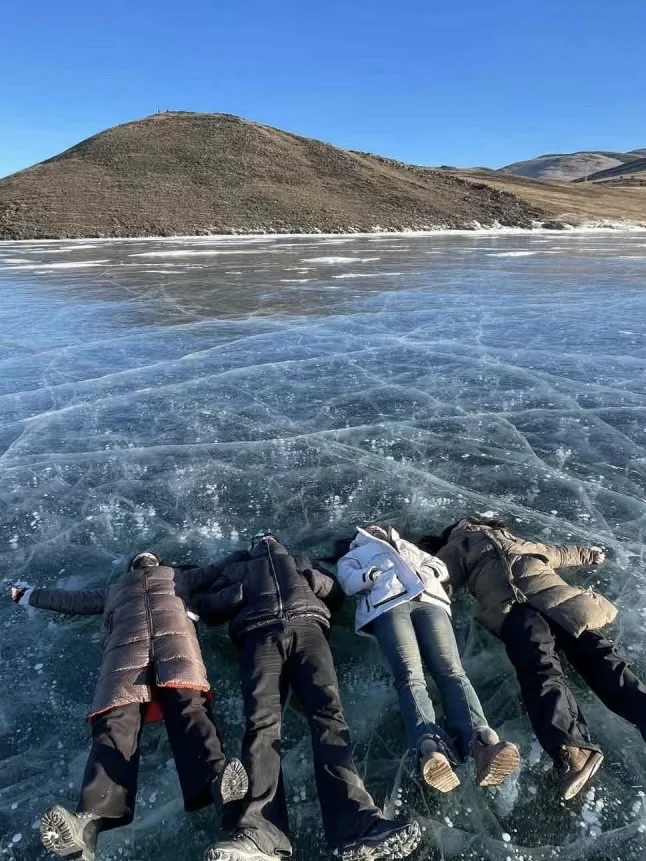 贝加尔湖会惩罚每一个乱带衣服的人！