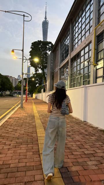 又一次凌晨两点在海底捞吃火锅  五点在广州塔看日出