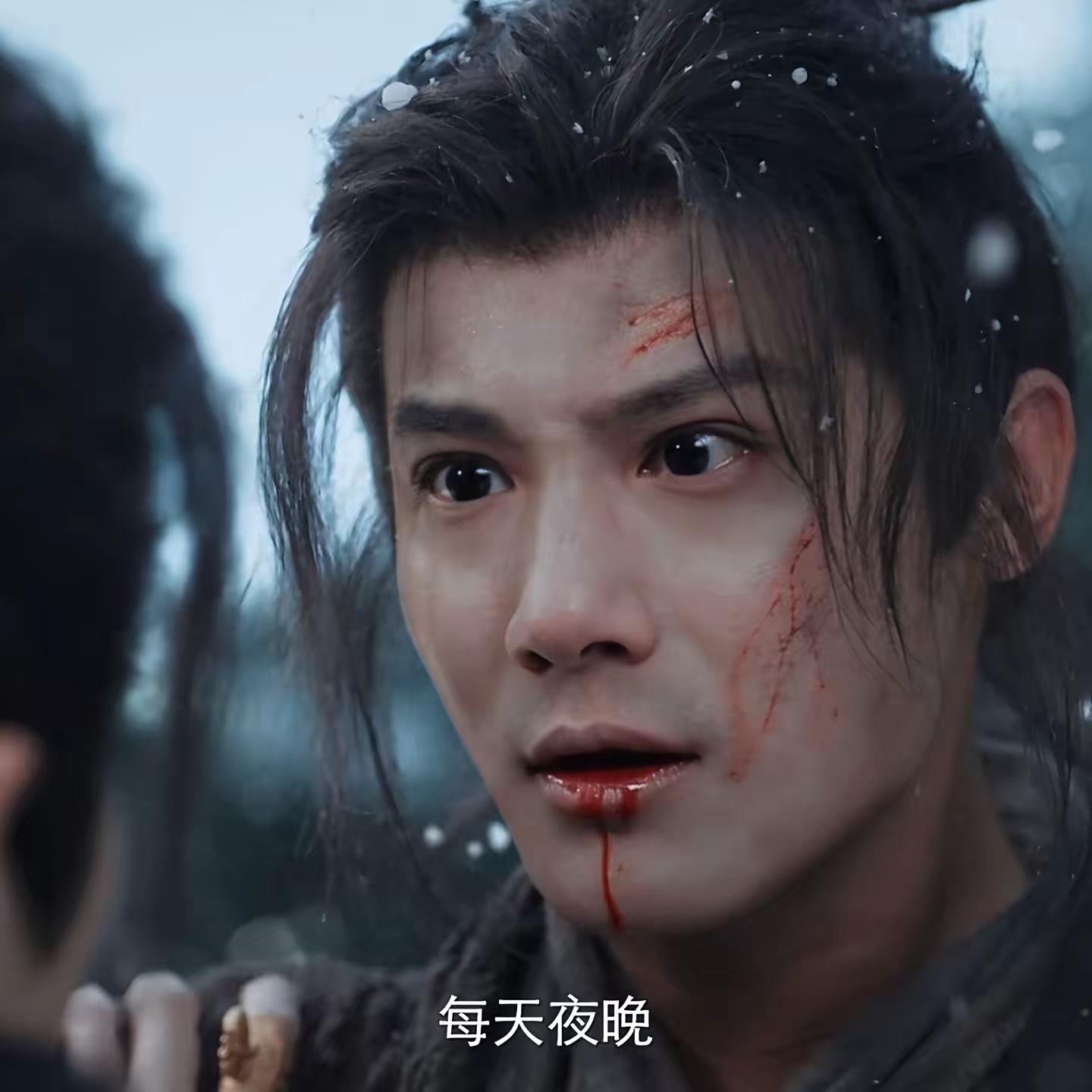 你是说我家胖鱼鱼第一集就成了白月光了😭。郑业成 庞遇 何不同舟渡 白月光