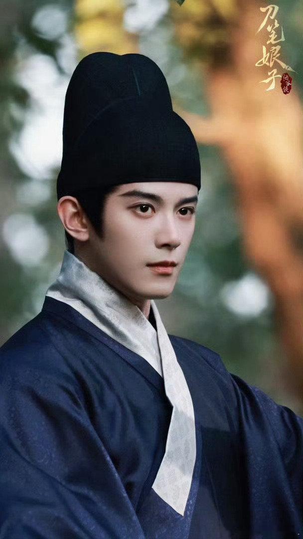 #邓凯Kai[超话]# 眸藏清光，手握法度，静待陆封拨开迷局。#邓凯# dk#邓凯刀笔娘子# ​