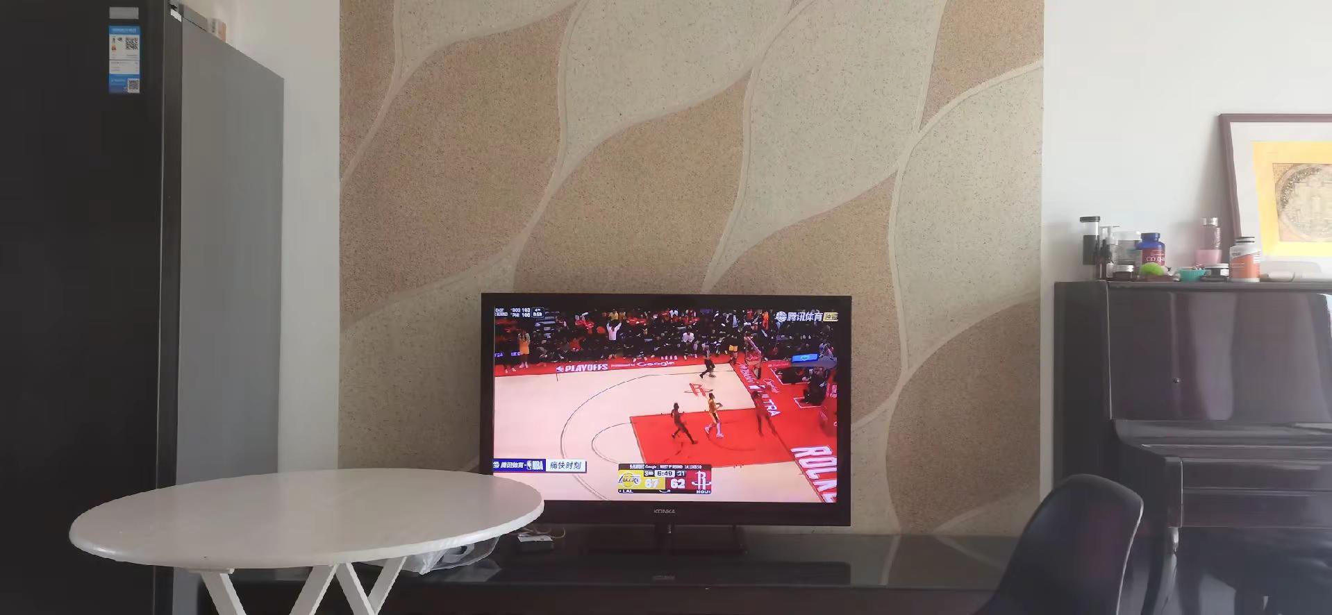 痛快时刻：阿门汤普森抢断暴扣。