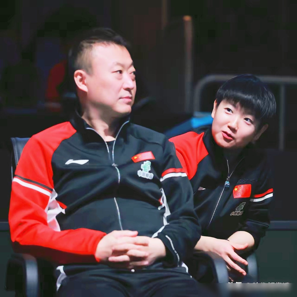 笑不活了！莎莎这小机灵鬼是把总教练竞聘玩成国乒版脱口秀了是吧？ 马琳...