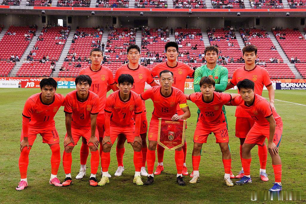 #U23国足首进亚运会四强#

中国U23男足以3比0大胜泰国U23，成功挺进半决赛。
时隔28年，中国男子足球再次在亚运会上杀回四强！
祝贺中国男子足球亚运代表队！ ​