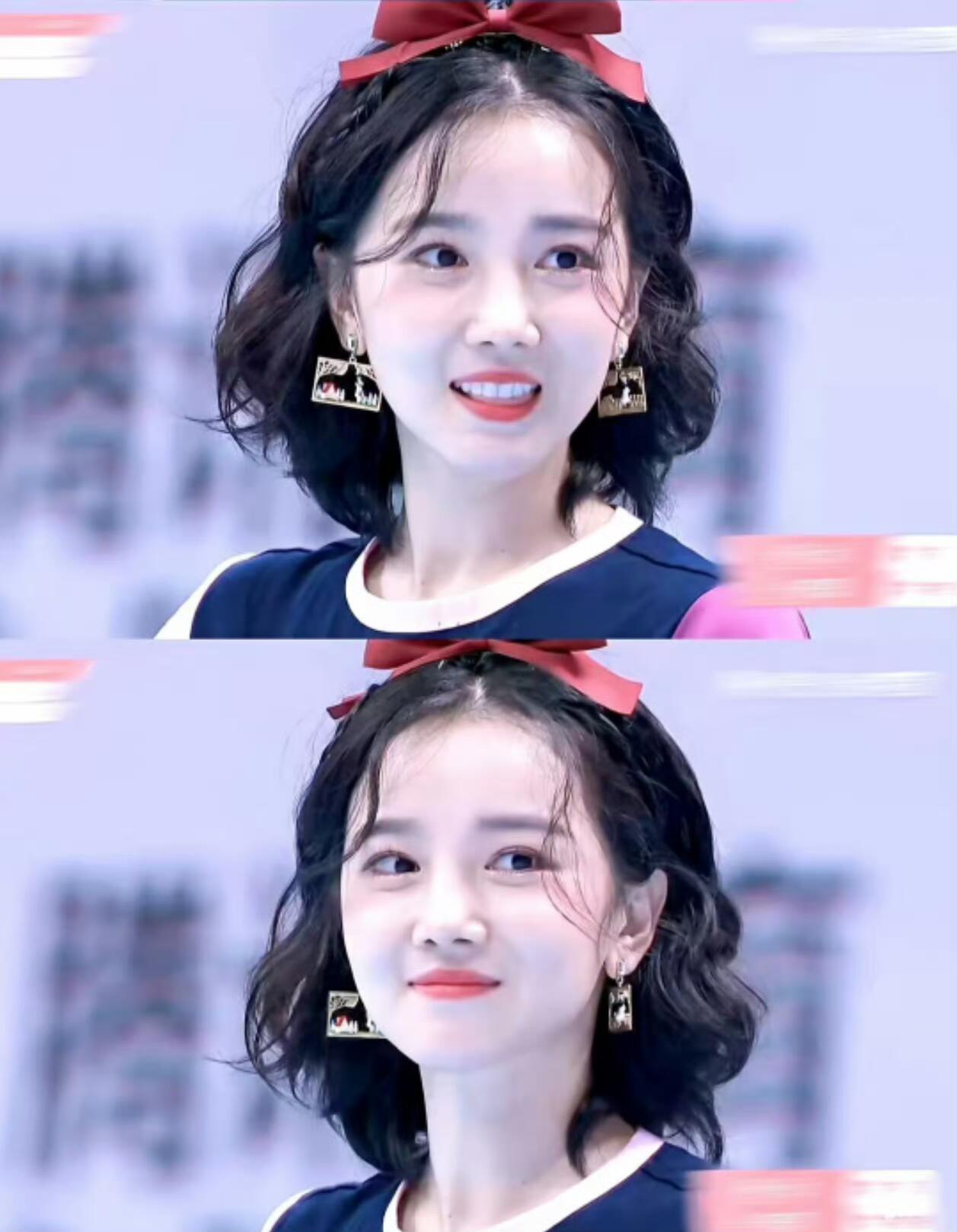 #早期陈小纭#
她当时的在逃公主，真的神级名场面!
陈小纭早期真的是清水出芙蓉的淡颜天花板，干净又灵动，自带温婉易碎的小白花气质，越看越耐看。
她早年的状态真的无可挑剔，皮肤细腻白净，满满的原生胶原蛋白，面部饱满通透，没有丝毫疲态钝感，素颜底子超级能打。
五官是标准的秀气温柔挂！圆润灵 ​