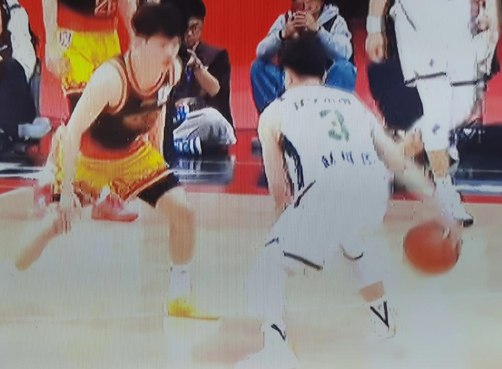 杨鸣当着全国球迷的面，把战术底牌直接扔上海队脸上，八成胜算！你猜上海队...