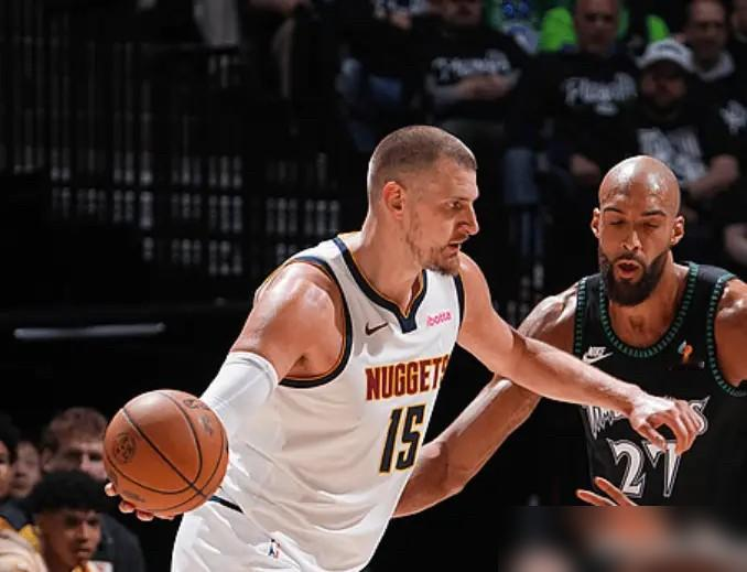 同样是1-2落后，去年打的是哈登，今年防的是“乔丹”。你告诉我，这剧本...