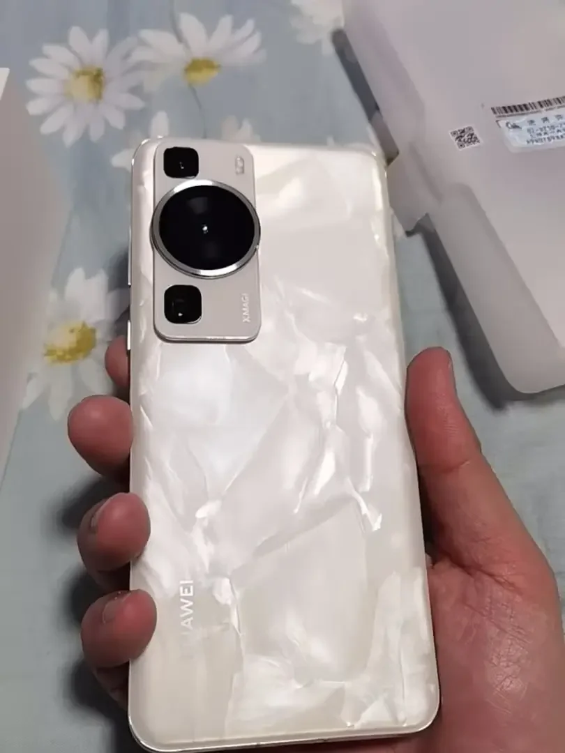 华为P60的5G手机壳来了，售价799