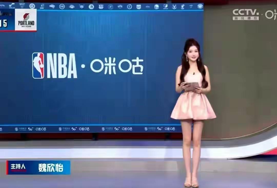 马刺21分大胜开拓者，赛后解说一针见血：这队真没戏了！