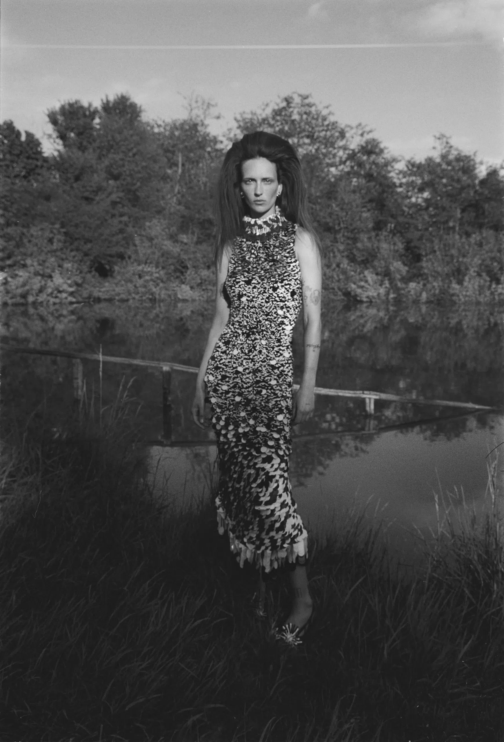 Photographer - Riccardo DubitanteModel - Waleska GorczewskiStylist - Alexandre DornellasNuméro October 2026杂志时装 ​​​